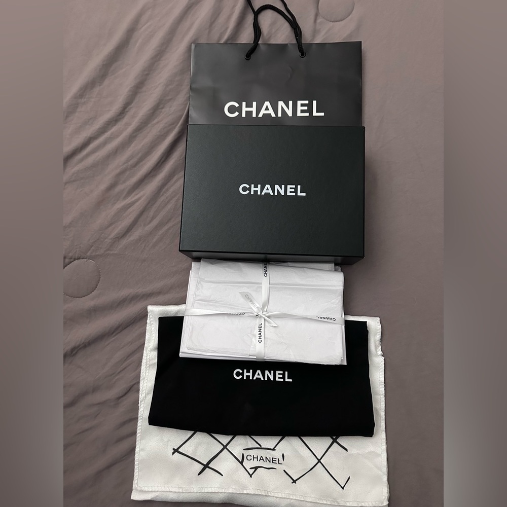 Chanel gift wrap
